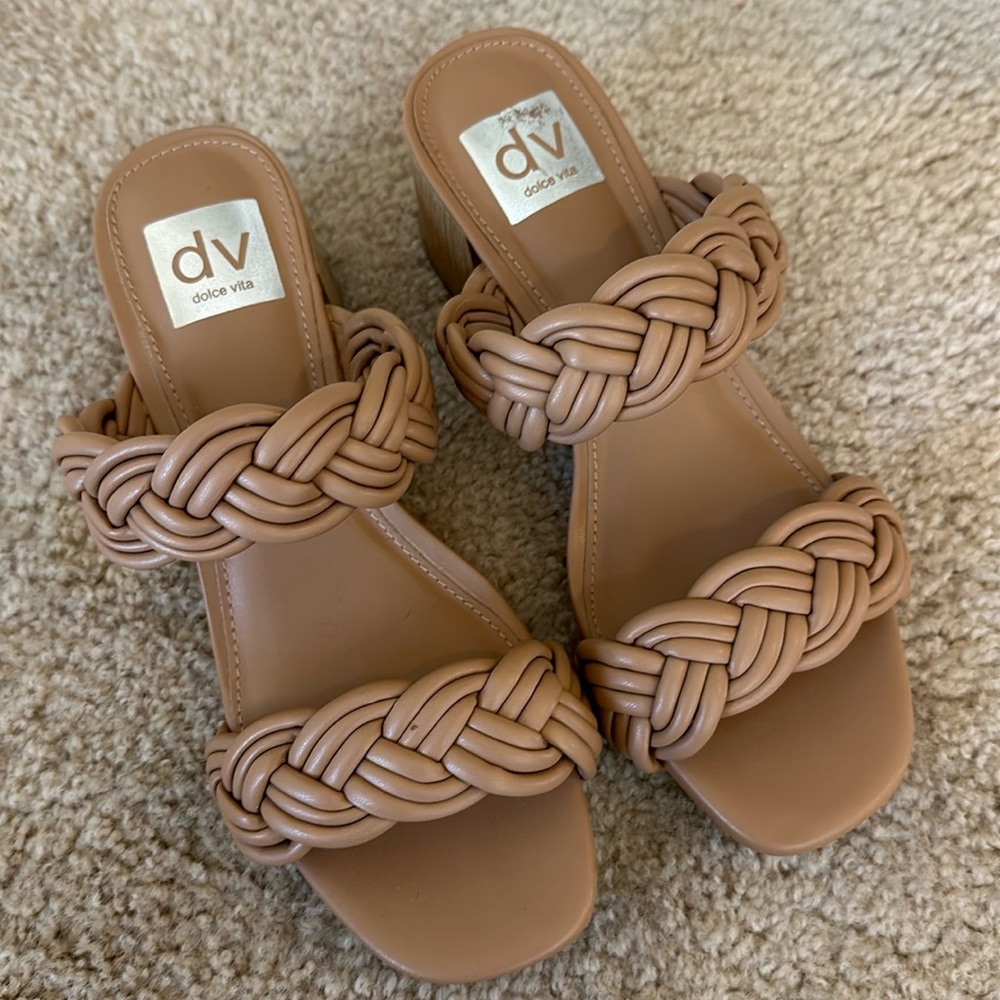 Dolce Vita Sandals